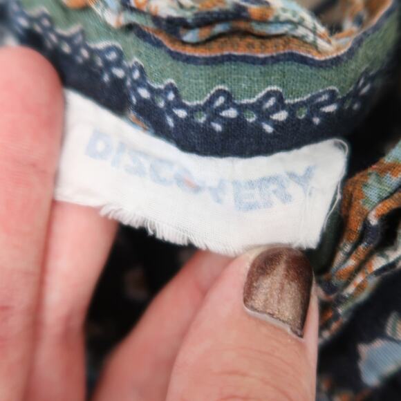 Vintage Navy Blue and Cream Floral Knee Length Peasant Wrap Skirt - Picture 4 of 5